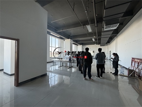 銀川裝修公司|銀川缶匯辦公室設(shè)計(jì)現(xiàn)場量房